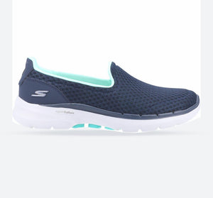 Women's Wide Fit Skechers 124508 Go Walk 6 Big Splash Trainers - Navy/Turquoise