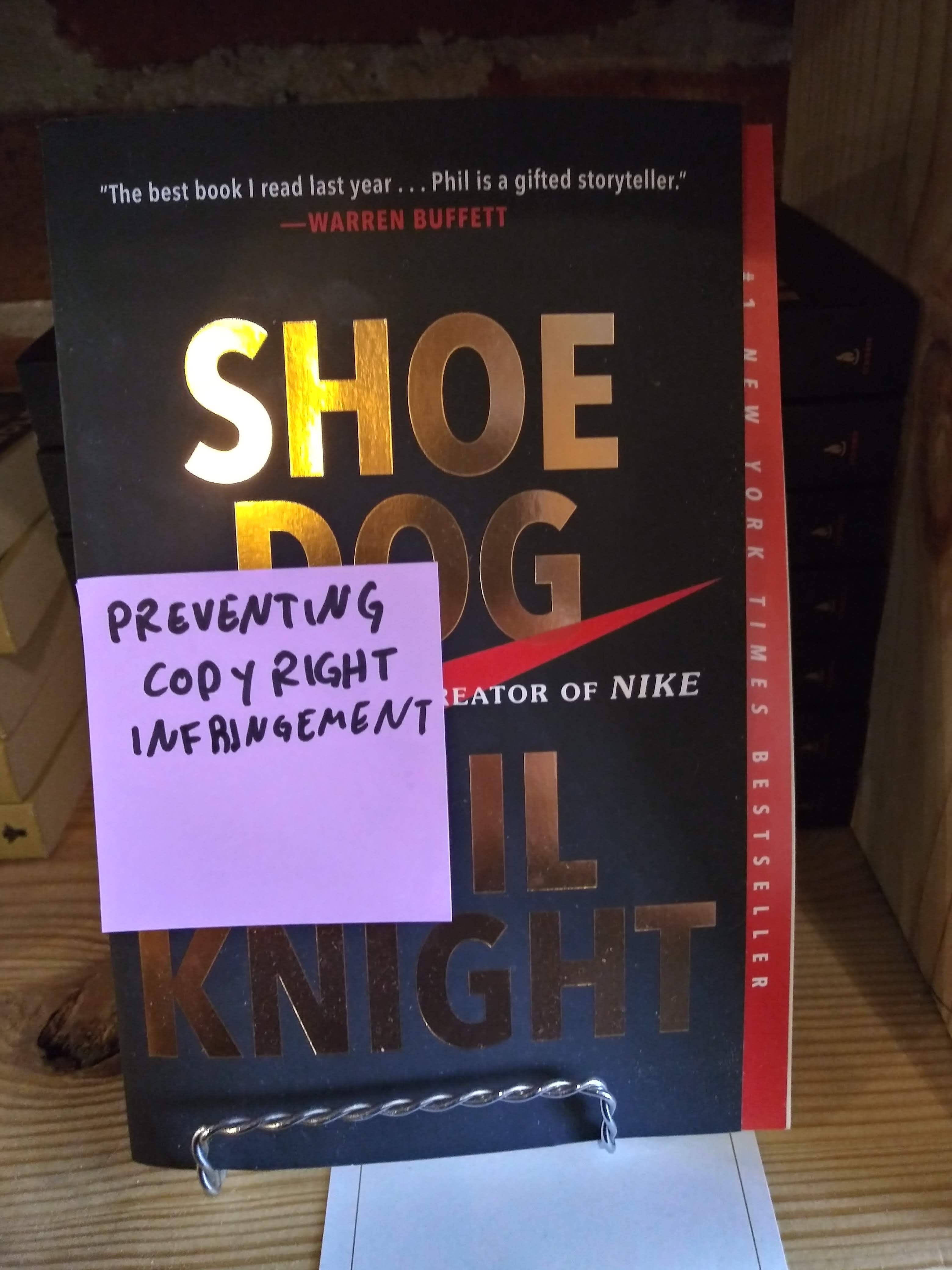 Shoe Dog: A Memoir by the Creator of Nike