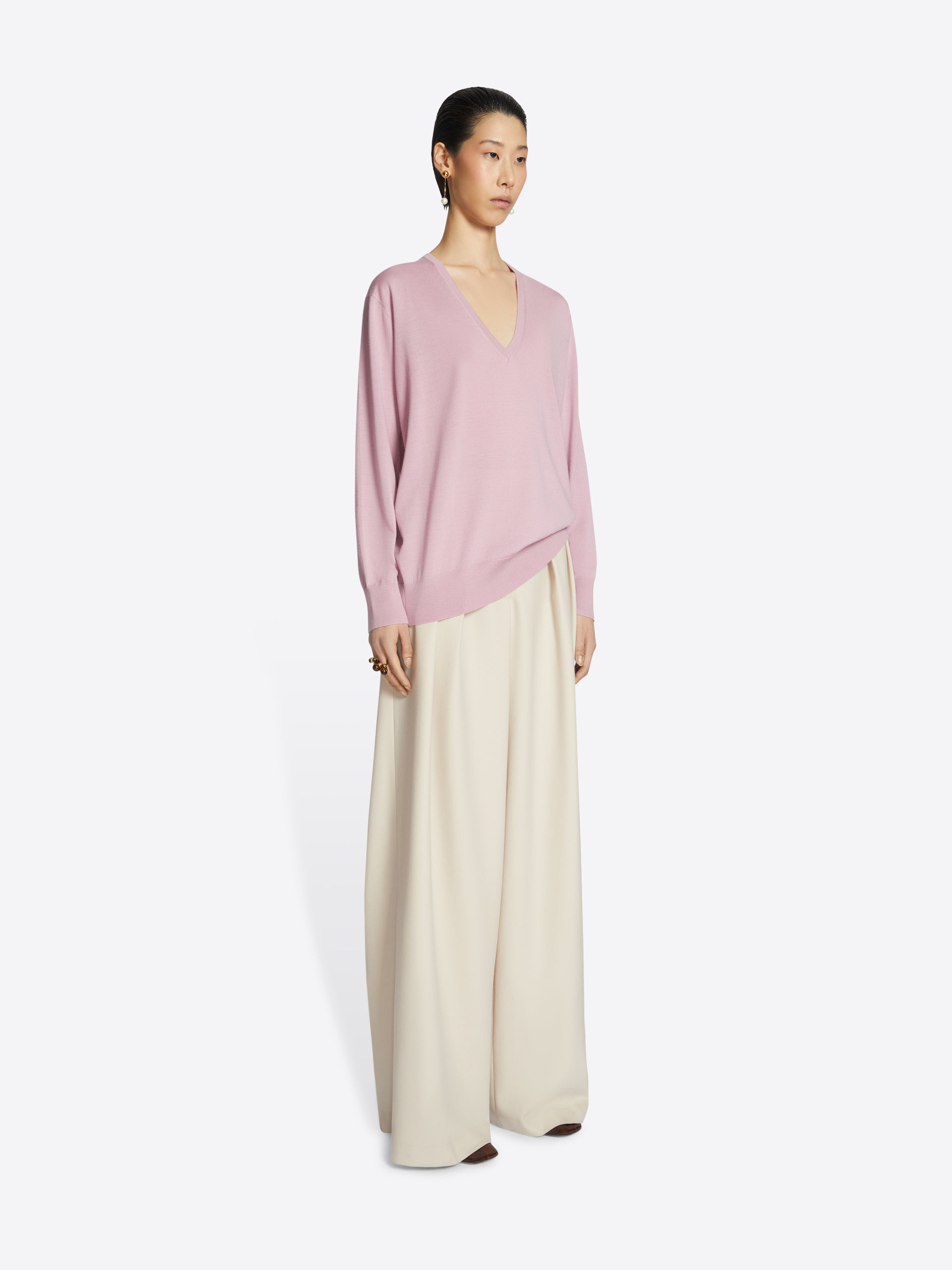 Wide pleated pants