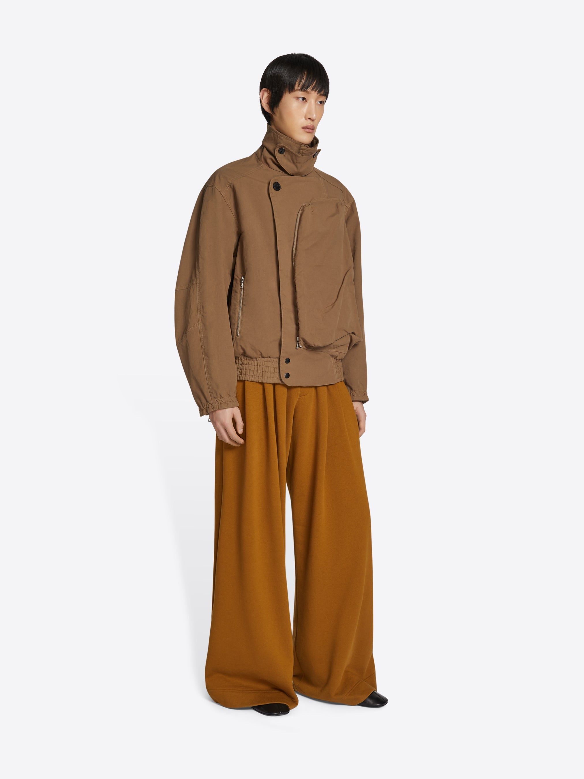 Pleated sweatpants