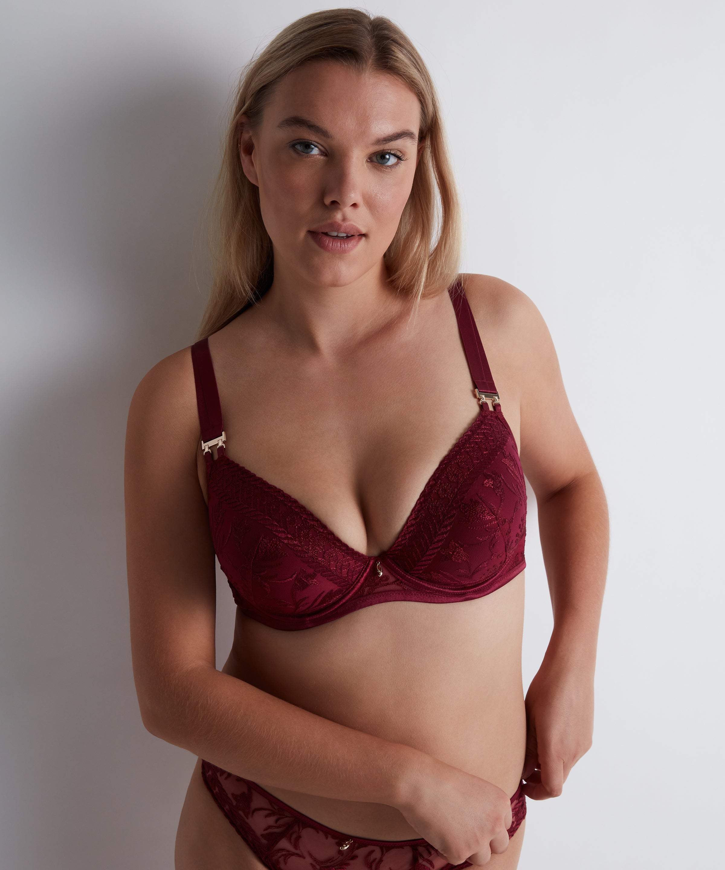 Aubade Magnetic Spell Push Up Bra in Crimson Red