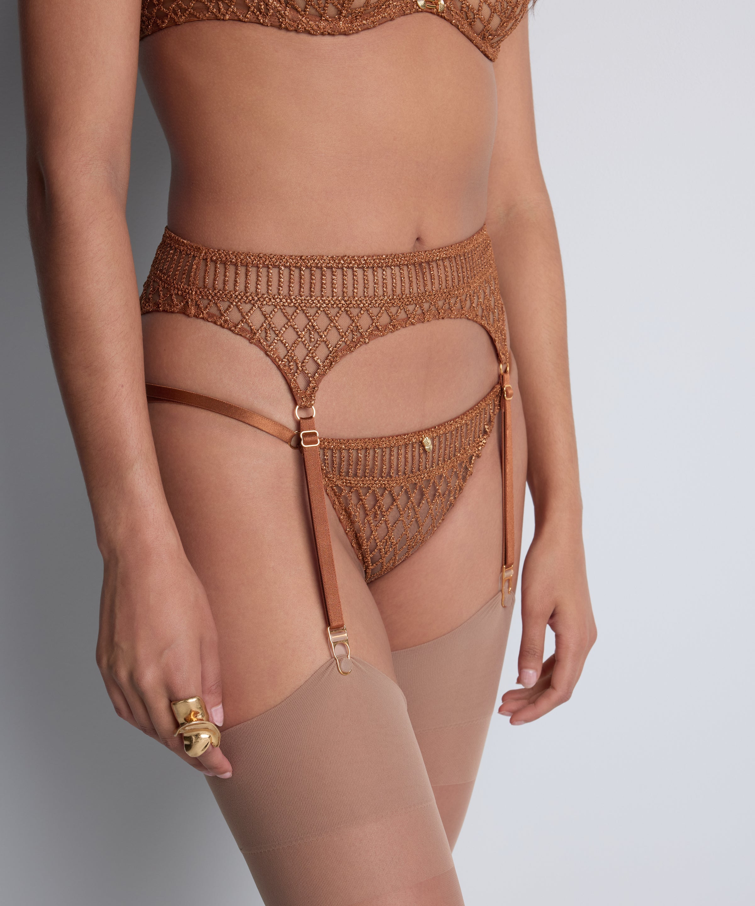 Stardust Dream Suspender Belt in Amber Gold