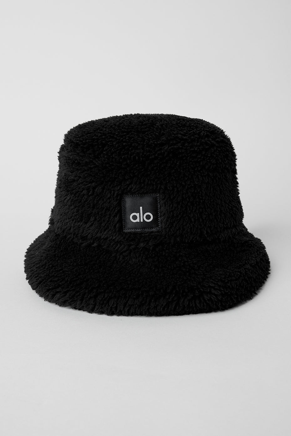 Foxy Sherpa Bucket Hat - Black