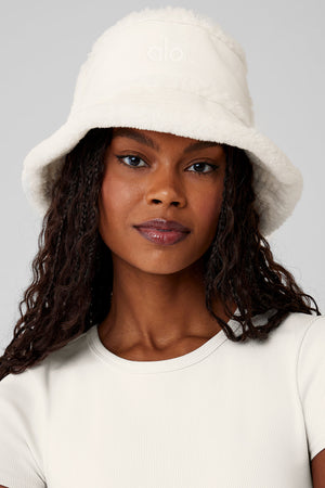 Winterfun Bucket Hat - Ivory