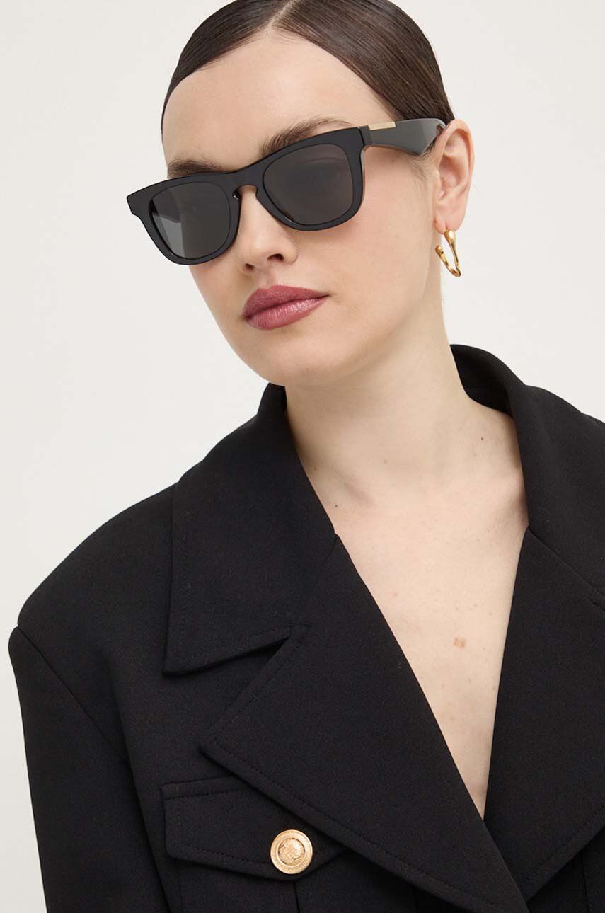 Burberry - Sunglasses