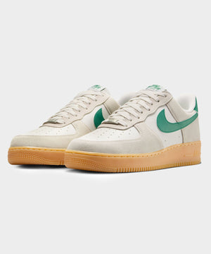 Nike Air Force 1 Low in Phantom / Malachite