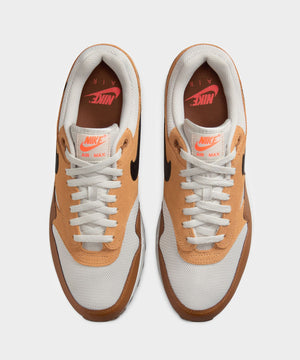 Nike Air Max 1 in Light Bone / British Tan