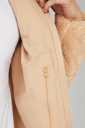 Sherpa Stage Puffer - Camel