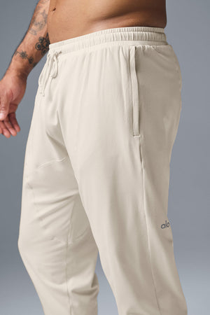 Conquer Revitalize Pant - Bone