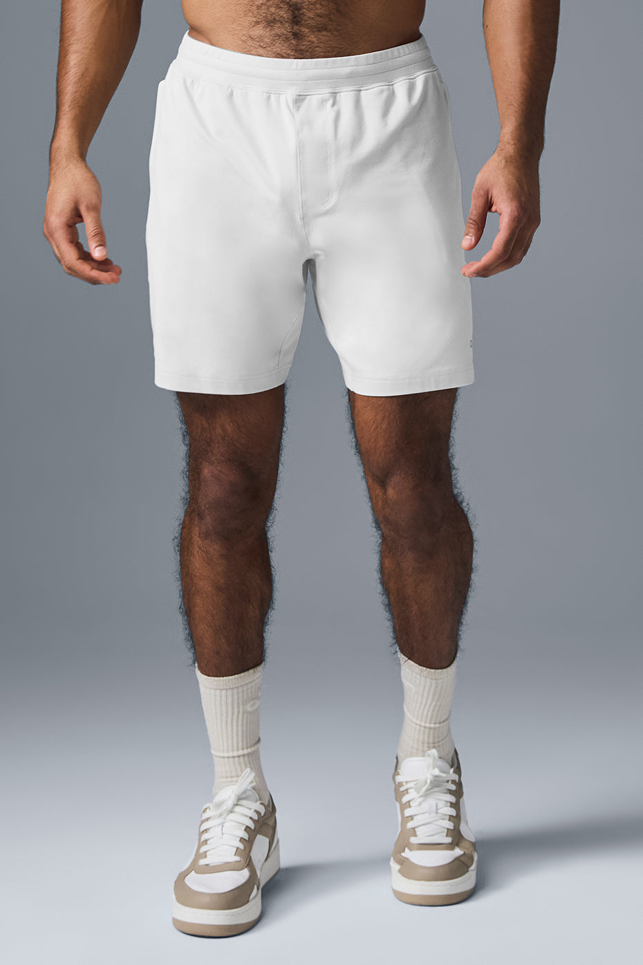 7" Conquer React Performance Short - White