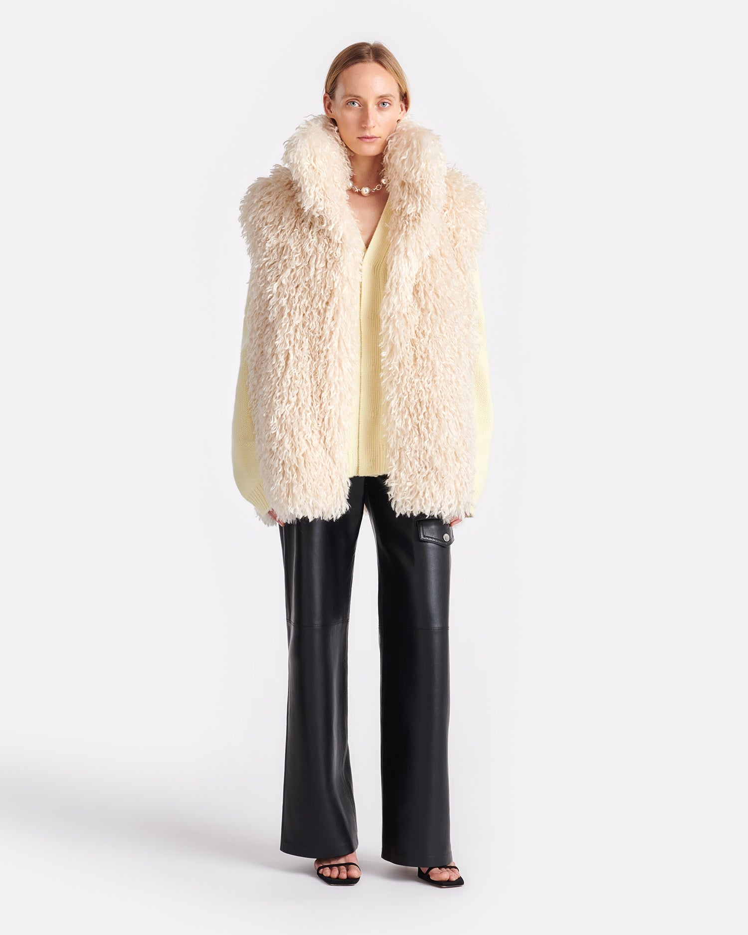 Ried - Faux Racka Fur Vest - Creme