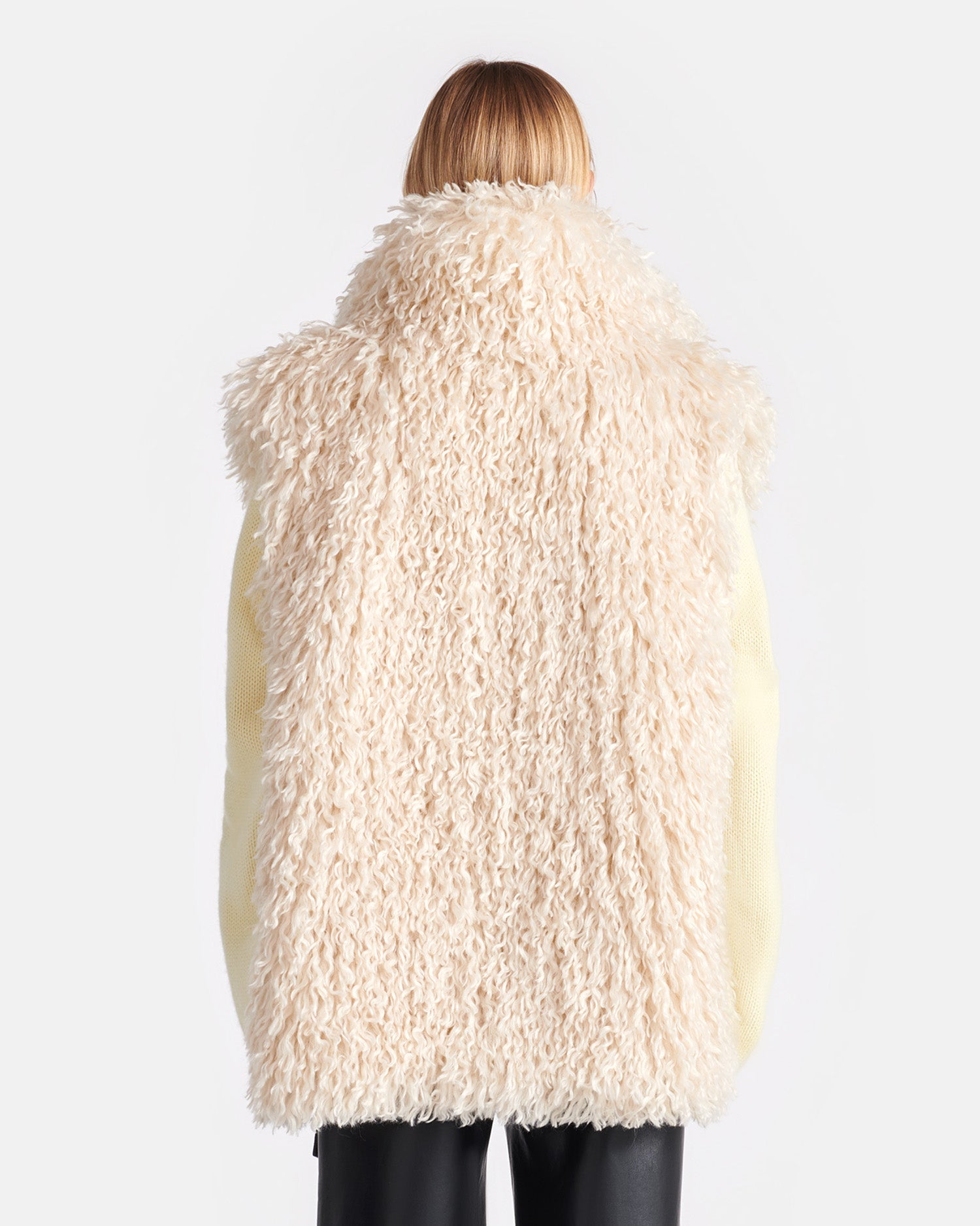 Ried - Faux Racka Fur Vest - Creme