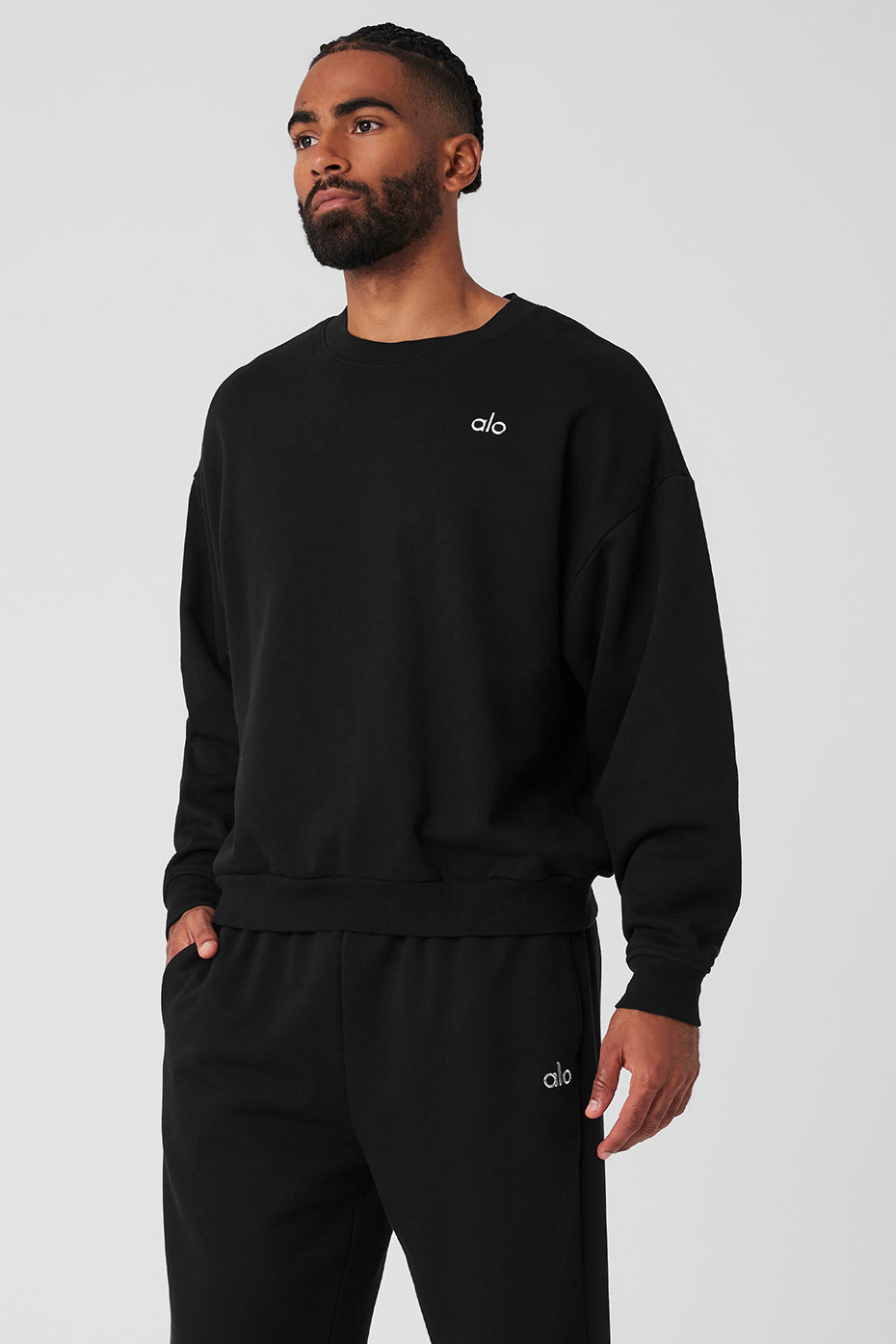 Accolade Crew Neck Pullover - Black