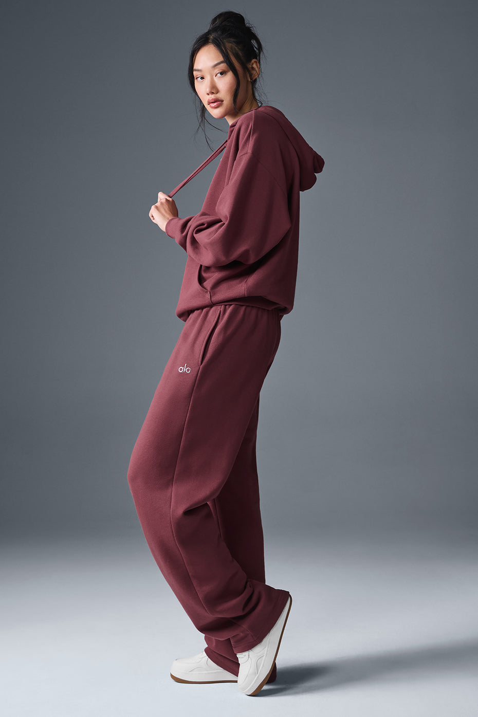 Accolade Straight Leg Sweatpant - Burgundy Truffle