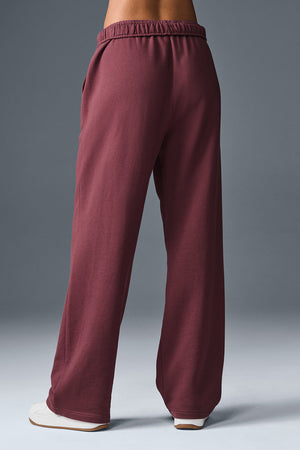 Accolade Straight Leg Sweatpant - Burgundy Truffle