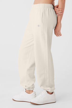 Accolade Sweatpant - Bone