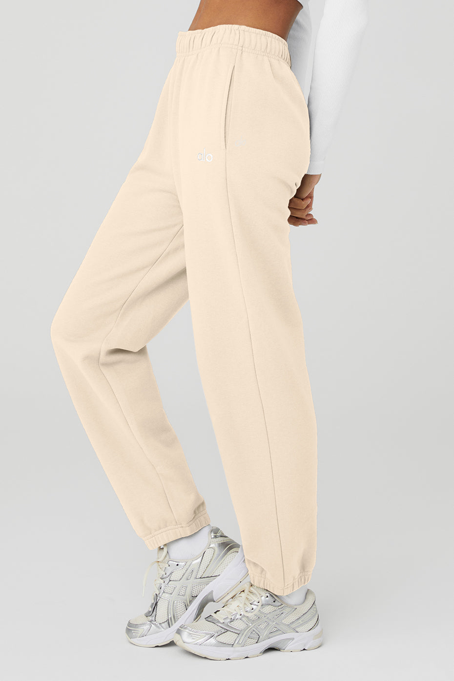 Accolade Sweatpant - Macadamia