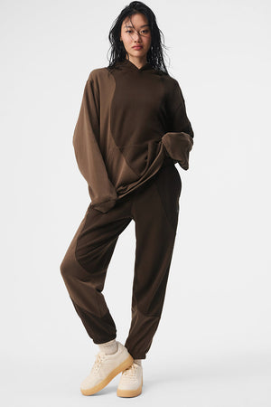 Make Waves Sweatpant - Espresso Tonal