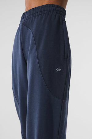 Make Waves Sweatpant - Navy Tonal