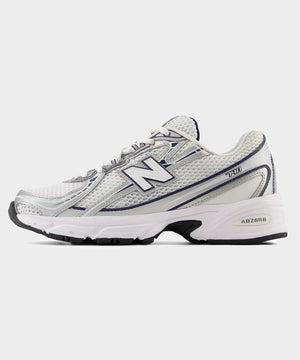 New Balance 740 in White + Navy