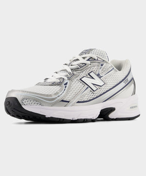 New Balance 740 in White + Navy