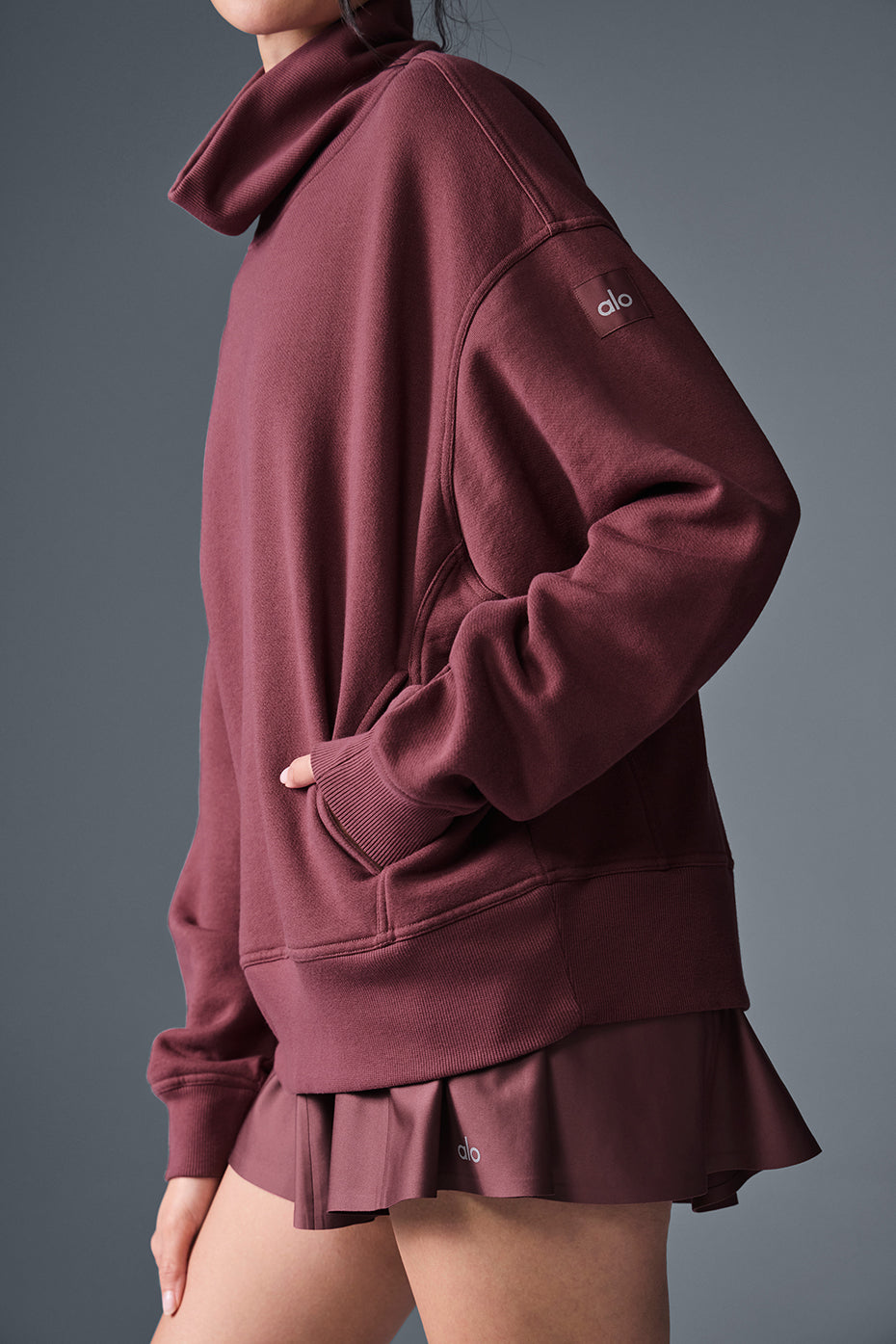 Hazy Mock Neck Pullover - Burgundy Truffle