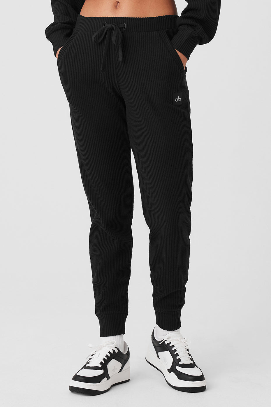 Muse Sweatpant - Black