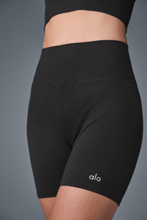 5" Seamless Ribbed Favorite Short - Black