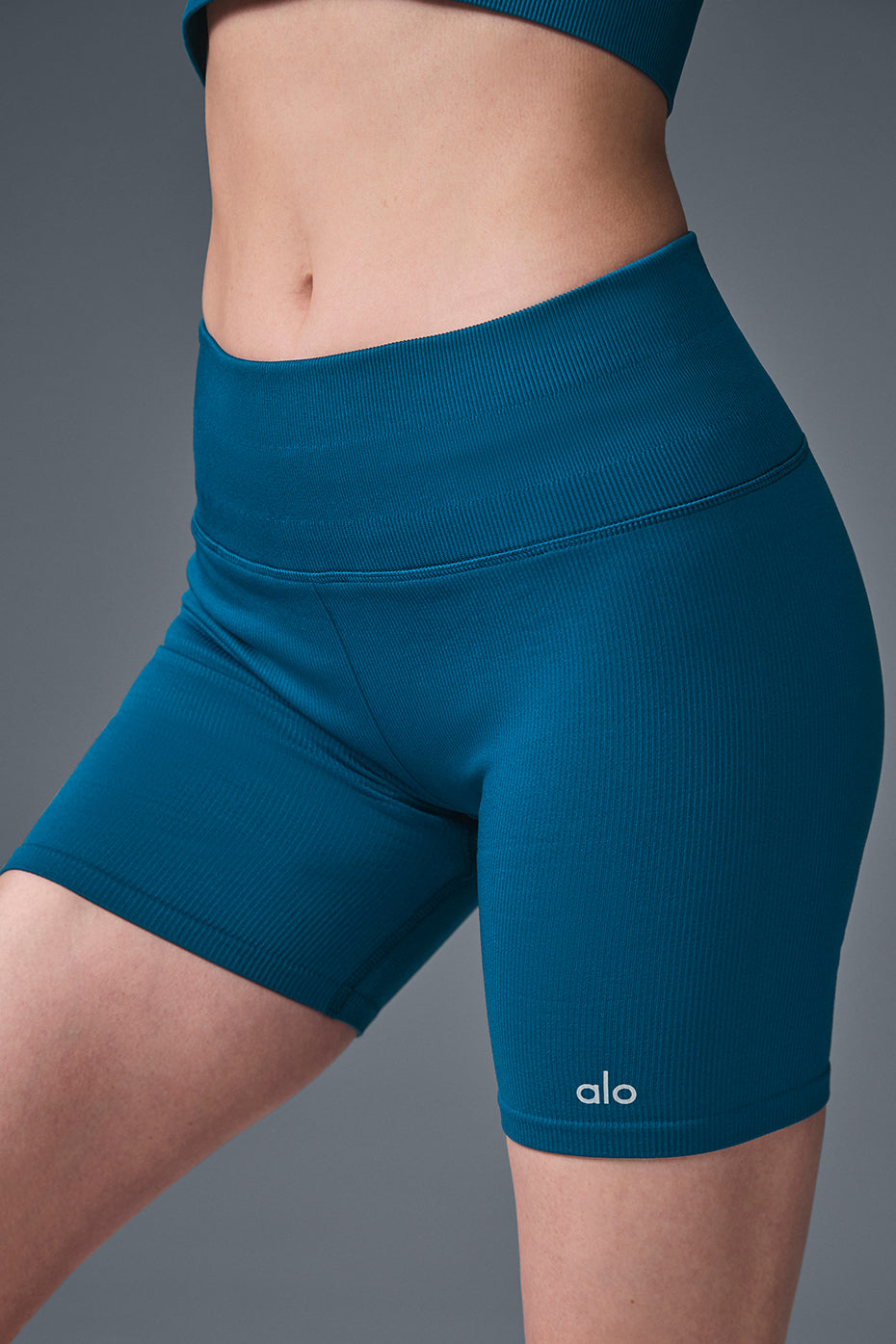 5" Seamless Ribbed Favorite Short - Eclipse Blue