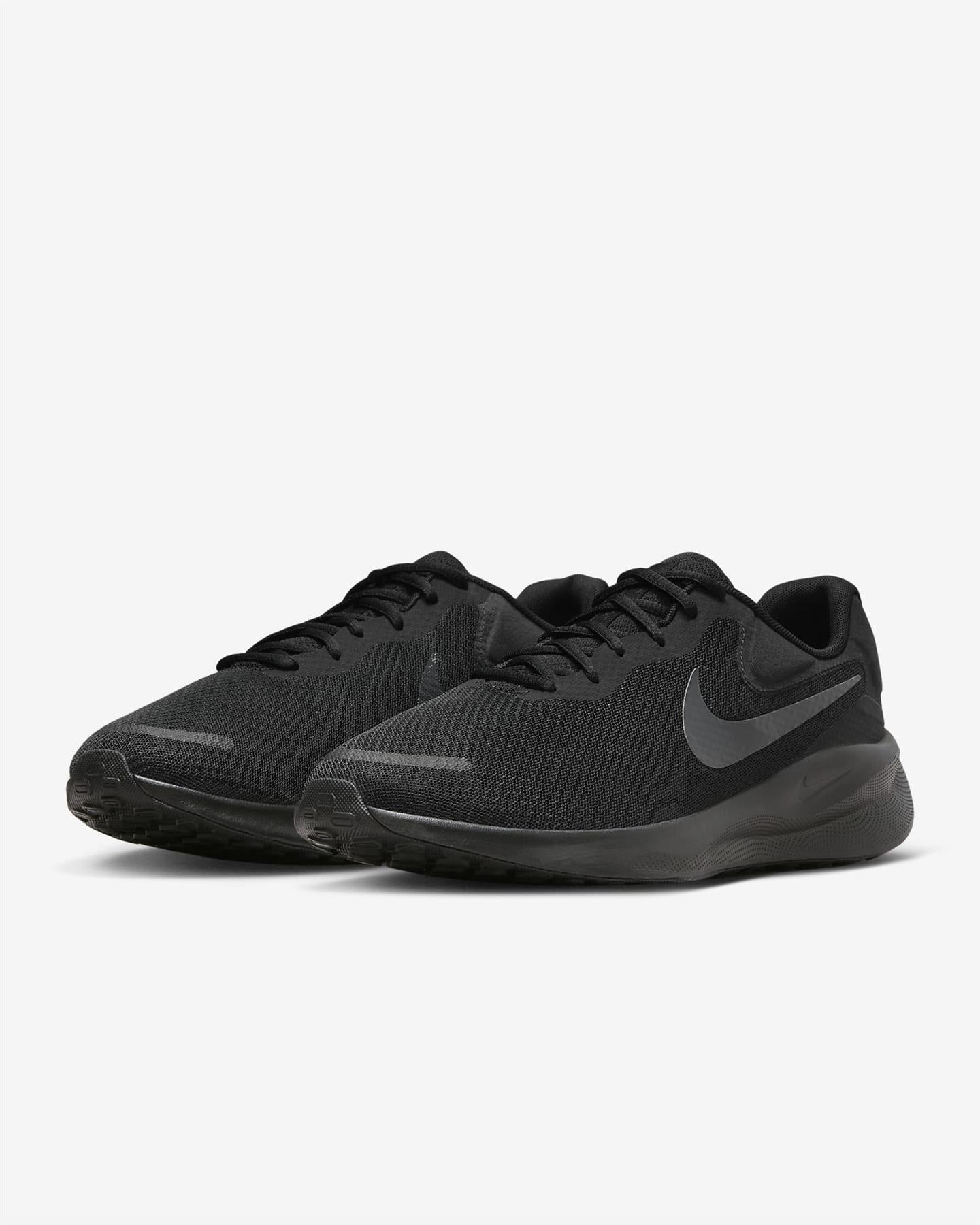 Women's Wide Fit Nike FB8501-001 Revolution 7 Running Trainers