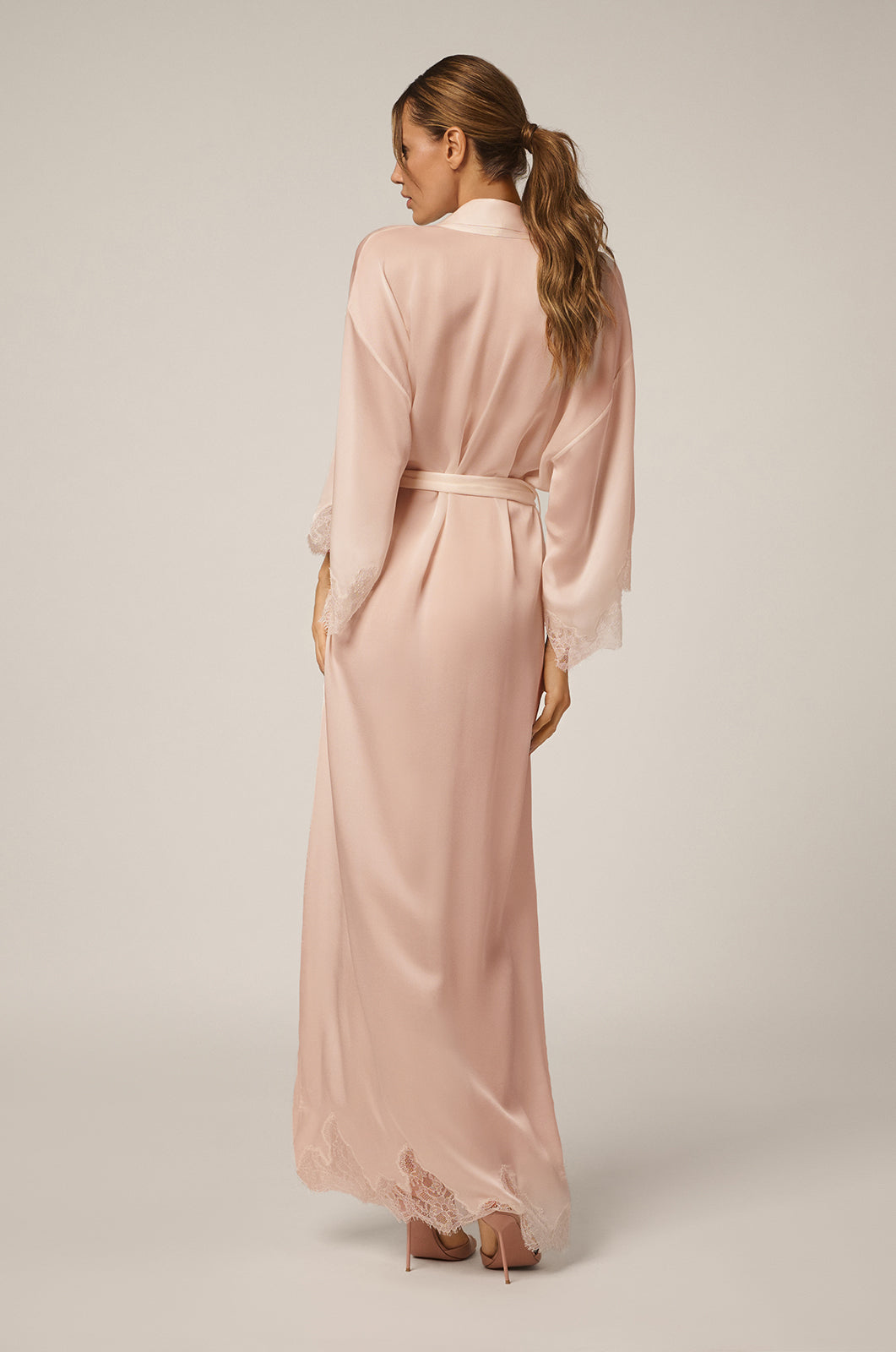 GISELLE LONG ROBE