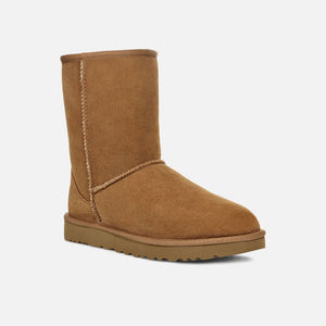 Ugg Women's Classic Short II Suede Boot Chestnut